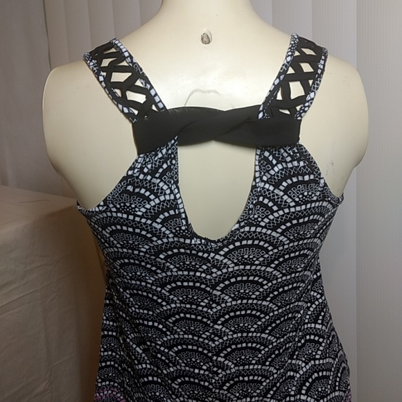 Candies Tank Top - Picture 2 of 7